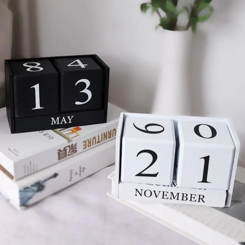 Wooden Calendar Cubes