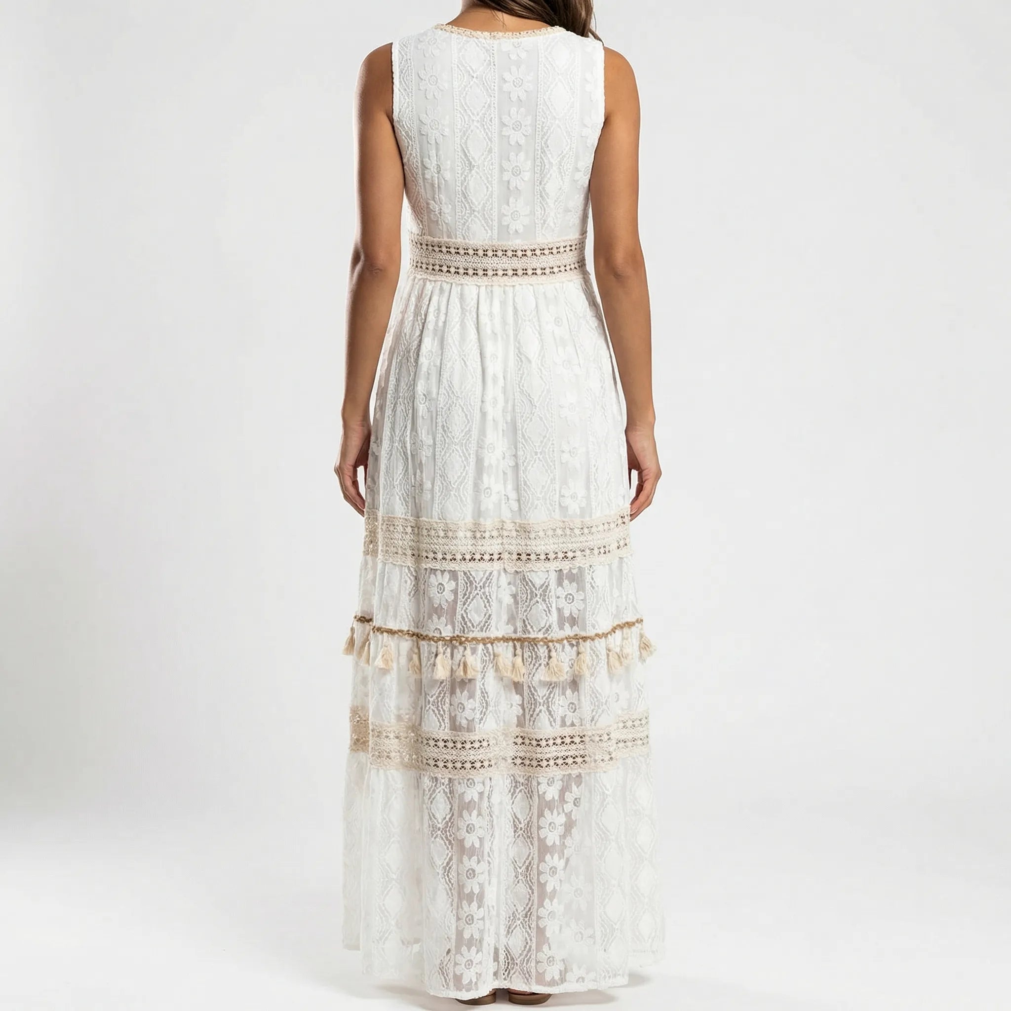 Savina Sleeveless V-Neck Lace Maxi Dress