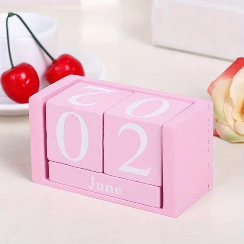 Wooden Calendar Cubes